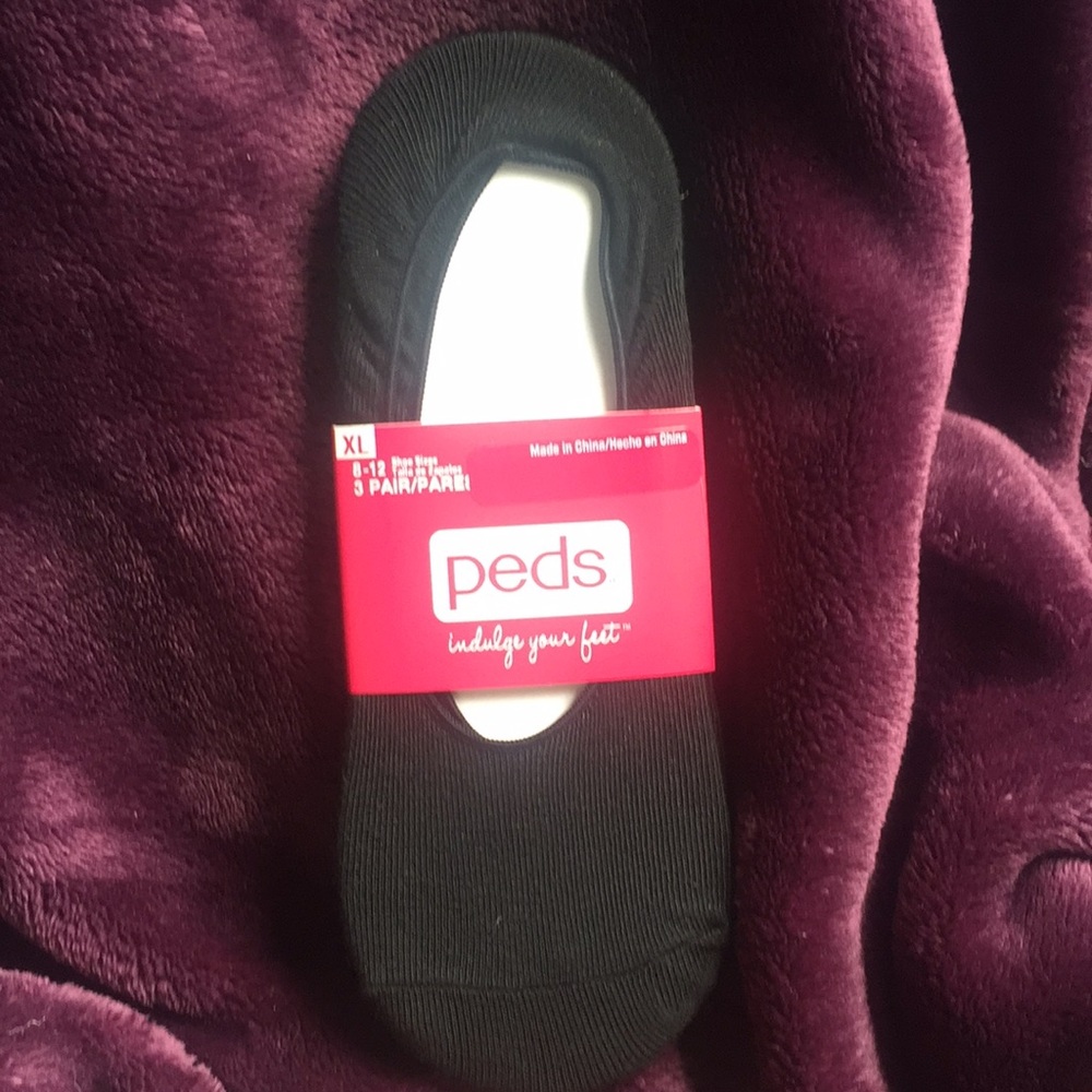 women’s Peds black socks XL